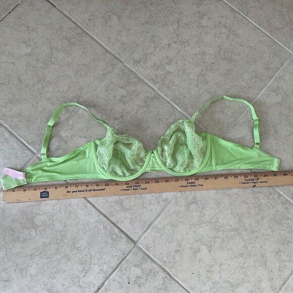 Victoria's Secret VERY SEXY Unlined Floral laced green Demi Bra. Sz 36D - Picture 8 of 9